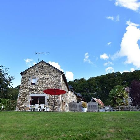 Isigny-le-Buat Cosy Chalet With Private Garden In Normandy מראה חיצוני תמונה